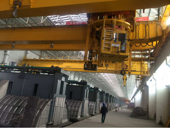 什么是鋁電解多功能機(jī)組？